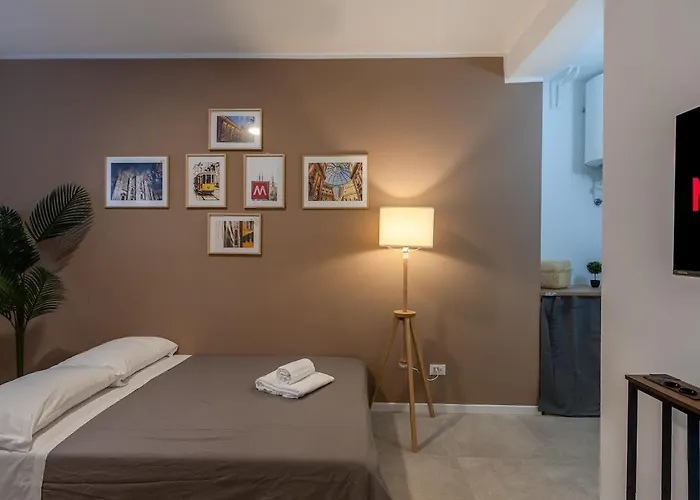 Authentic Private Flat 2 Min From Navigli