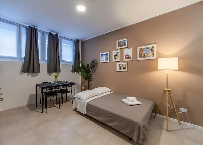 Authentic Private Flat 2 Min From Navigli